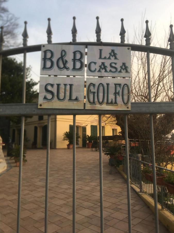 Bed and Breakfast La Casa Sul Golfo Анкона Экстерьер фото