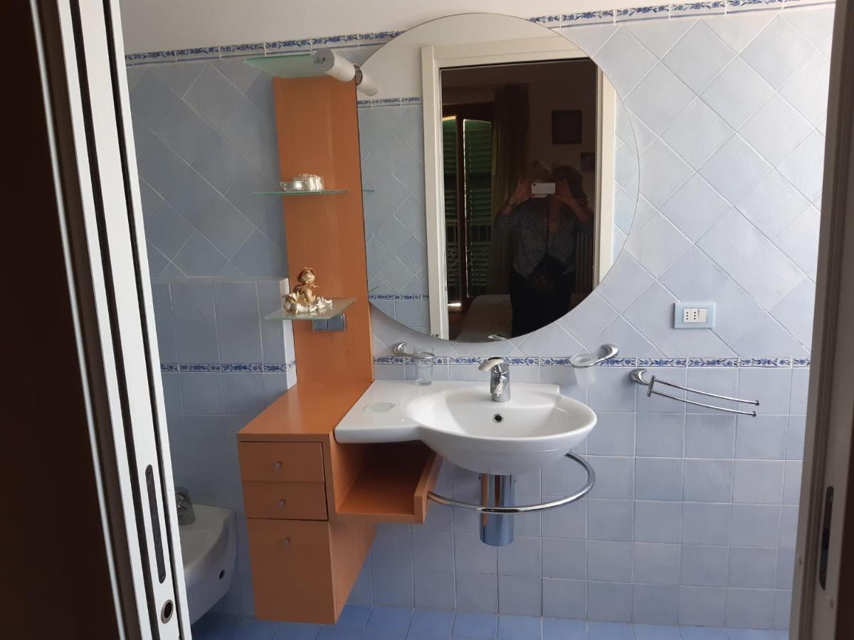 Bed and Breakfast La Casa Sul Golfo Анкона Экстерьер фото